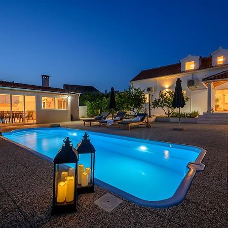 Villa Bellezza Milna  Luaran gambar