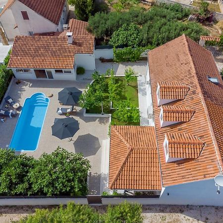 Villa Bellezza Milna  Luaran gambar