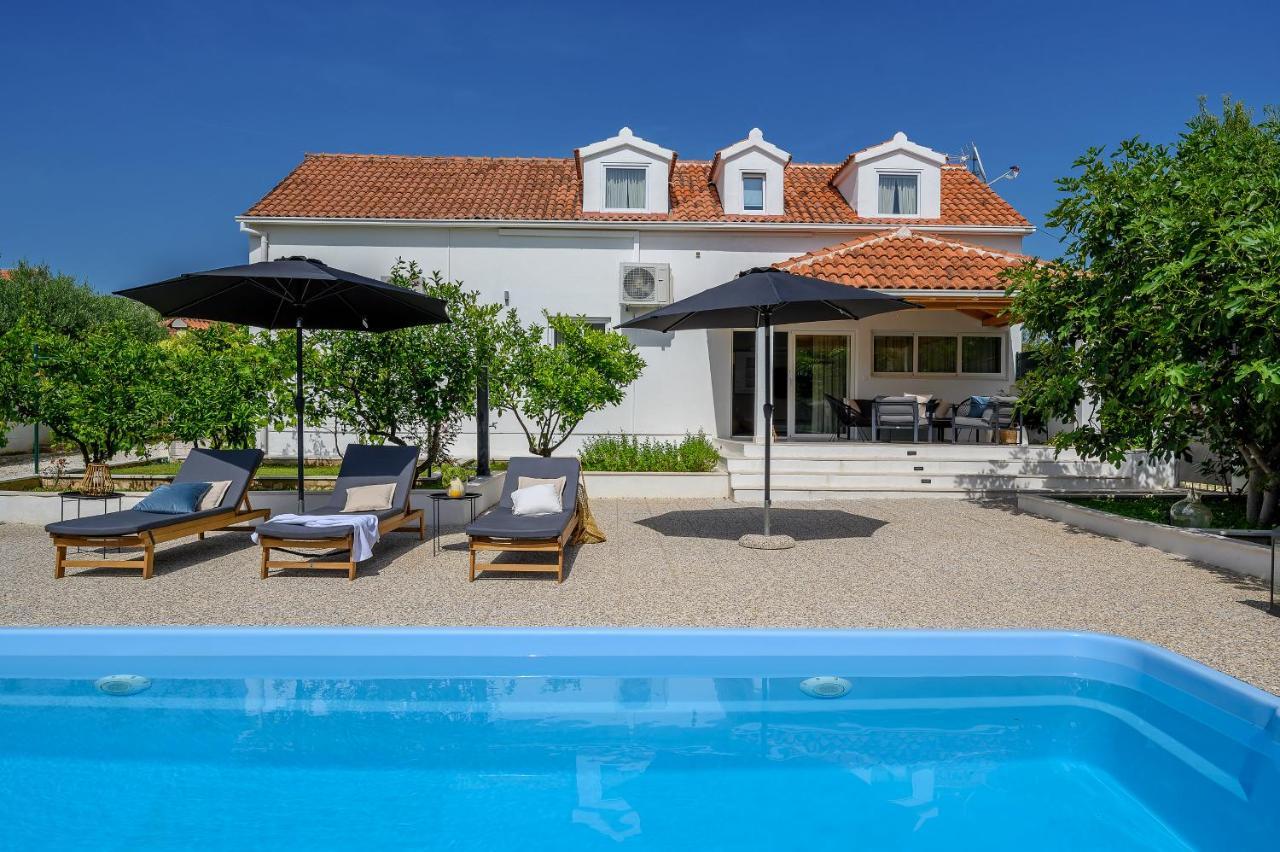 Villa Bellezza Milna  Luaran gambar