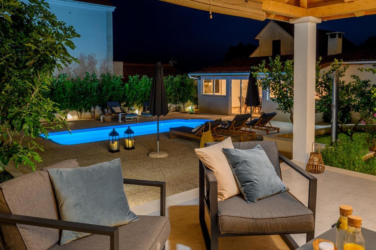 Villa Bellezza Milna  Luaran gambar